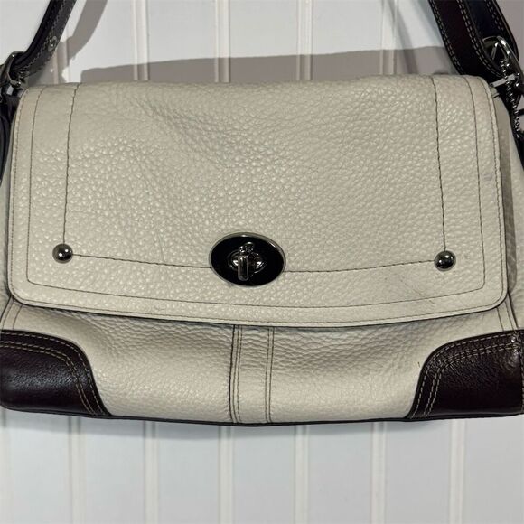Coach Hamilton Shoulder Bag F13957 Pebbled Leather Ivory Brown Turnlock Luxury - Picture 3 of 9